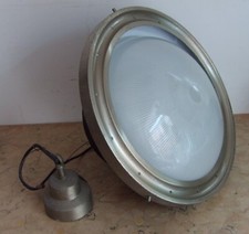 DESIGN-ILLUMINAZIONE-LAMPADA A