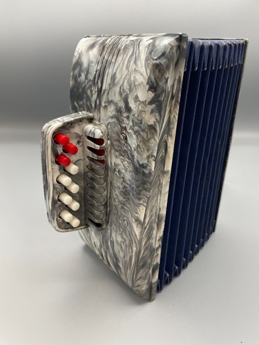 Vintage magnus toy - toy, accordion