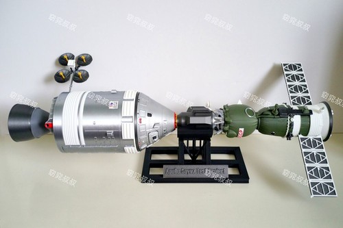 Apollo cccp soyuz 19 - 18-&cccp,