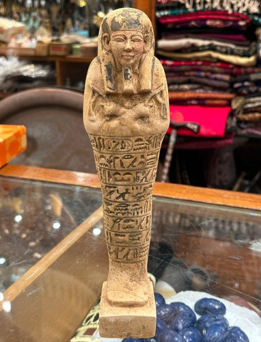 Autentica statuina antica