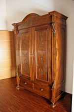 Armadio "cappello di prete"