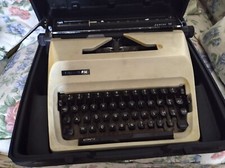 Macchina da scrivere Modello