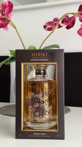 Whisky hibiki harmony master - harmony,