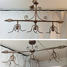 Lampadario a sospensione a tre luci rustico in ferro battuto