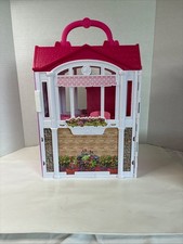 Barbie Glam Casa di fuga 2014