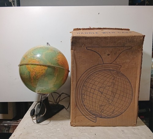 Mappamondo luminoso vintage