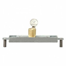 Serratura per calcio balilla