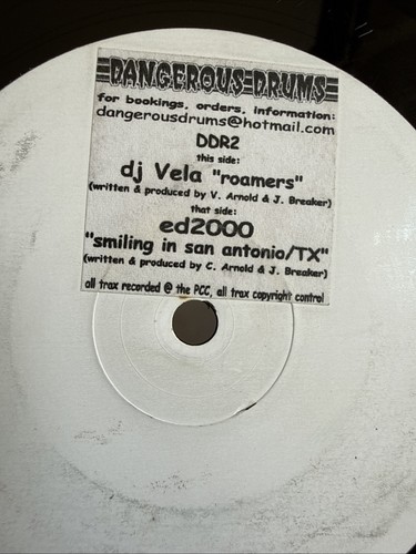 Vela roamers smiling - dj,