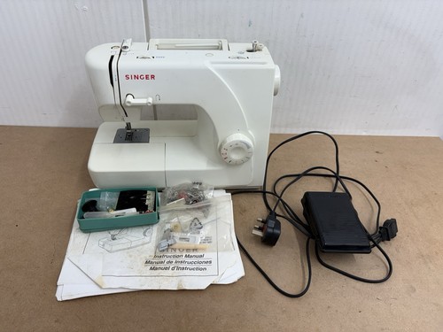 Singer sewing machine - sewing,