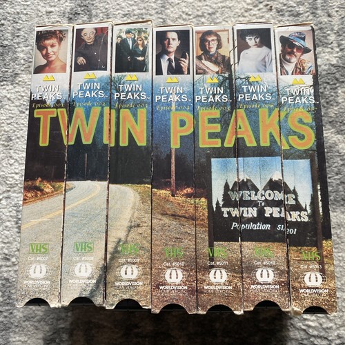 Twin peaks season - twin,
