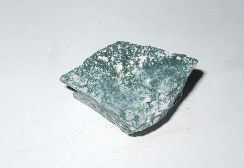 Minerali grezzi - -,
