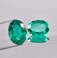 1 Paio 9x11 MM Verde Naturale