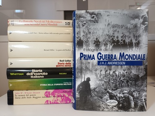 Lotto libri storia militare - lotto,