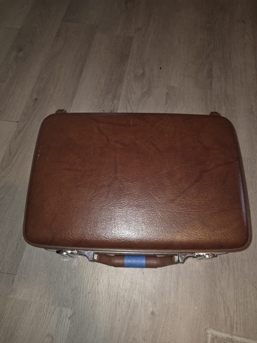 Vtg american tourister - vtg,
