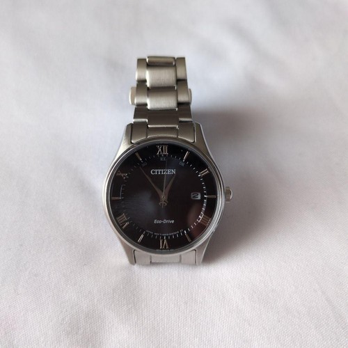 Orologio radiocomandato solare