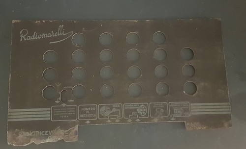 Pannello posteriore radio