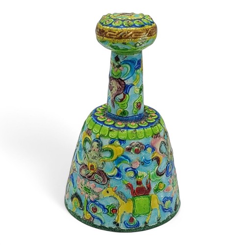 Antica campana cinese colorata
