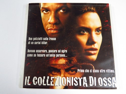Collezionista ossa - di,