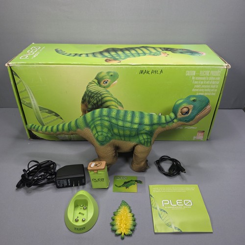Pleo ugobe life - life, dinosauro