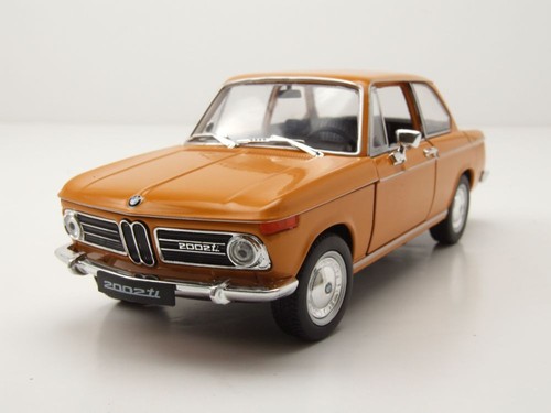 Modellino auto arancione bmw - auto,