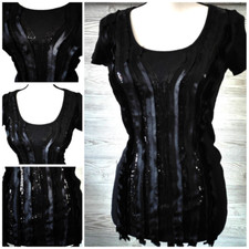 T-shirt Y2K nera scollo a