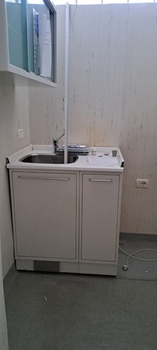 Mobile studio medico - , in