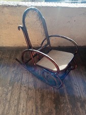 Poltrona dondolo thonet 825 - poltrona, a