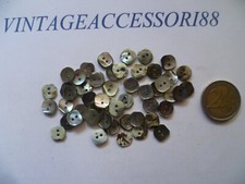 50 BOTTONI MISTI VERA MADREPERLA 2 FORI 9 mm LINEATO 16 QUADRATO GRIGIO NATURALE