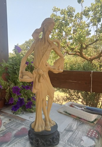 Statua pescatore cinese