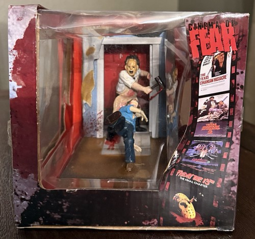 Mezco cinema fear screen - cinema,
