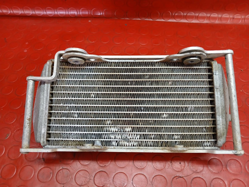 Radiatore sinistro tappo - radiatore,