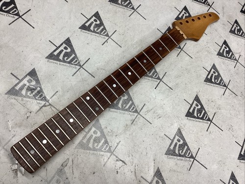 Chiusura collo chitarra