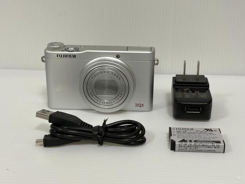 Fotocamera digitale compatta