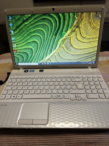 Sony vaio vpceh2q1e - vaio, 15,5"