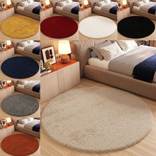 Tappeto pelo lungo rotondo