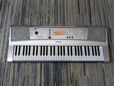 Yamaha PSR-E373 Tastiera