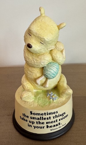 Statuina hallmark disney - hallmark,