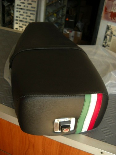 Sella italia completa vespa - italia,