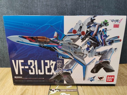 Chogokin macross delta - macross,