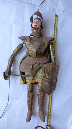 Pupi siciliani lavorazione - pupi,