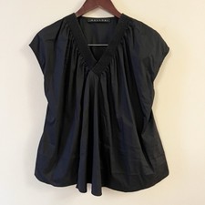 Malloni Black Cap Sleeve Open