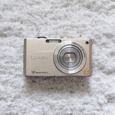 Panasonic LUMIX DMC-FX40