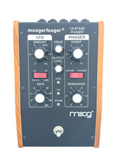 Moog MF-103 Moogerfooger 12-Stage Phaser Big Briar Bob Moog Phase Shifter