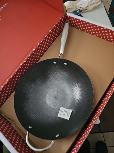 Set wok