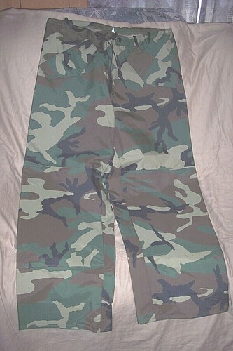 Pantaloni pioggia mimetici - da,