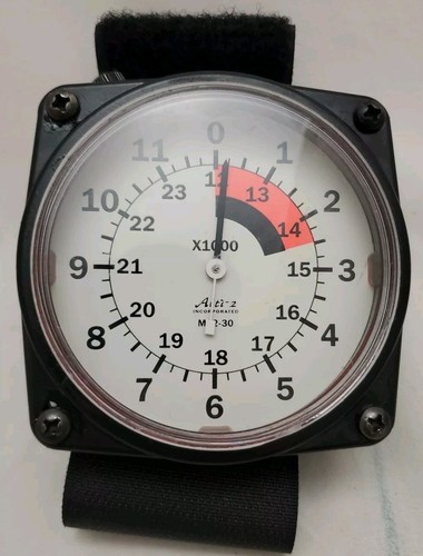 Altimetro aneroide militare