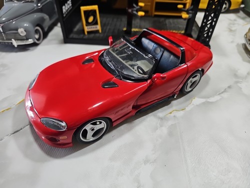Burago diamonds chrysler - diamonds, 1:18
