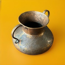 Grande antica pentola in rame