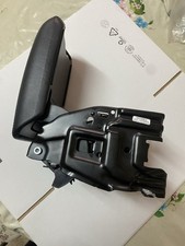 BRACCIOLO CENTRALE PER AUDI A4