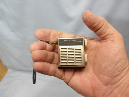 Eccezionale radio transistor